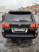 Автомобиль LEXUS LX570