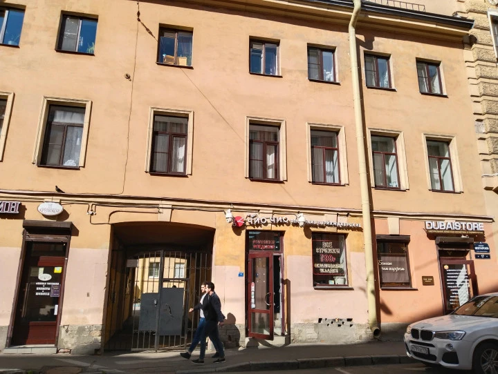 Помещение 34,6 кв.м на пр. Римского-Корсакова