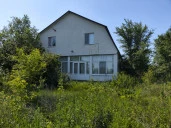 Жилое здание - 160 кв. м, земельный участок - 3 387 +/-0 кв. м, адрес: Самарская область, р-н. Безенчукский, с. Никольское, ул. Зеленая Лука, д. 10а