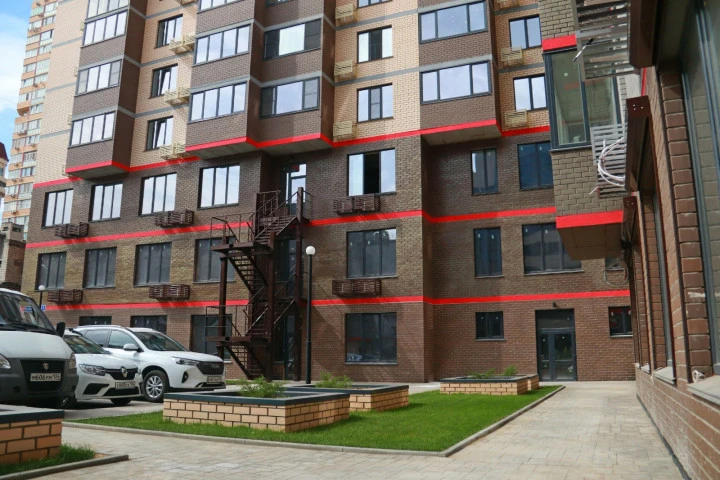 Продажа нежилого помещения 339,40 кв. м  в современном ЖК в Волгограде
