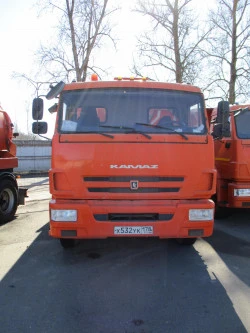 Лот № 9. Автомобиль, самосвал КАМАЗ 65115-42