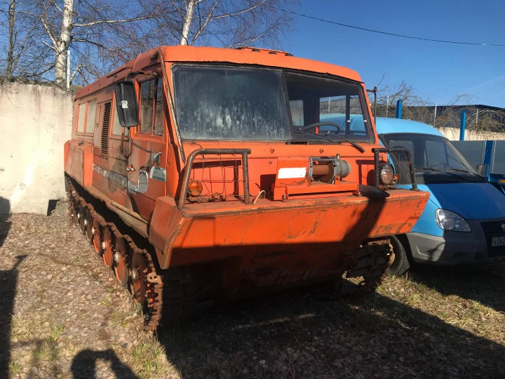Гусеничный снегоболотоход