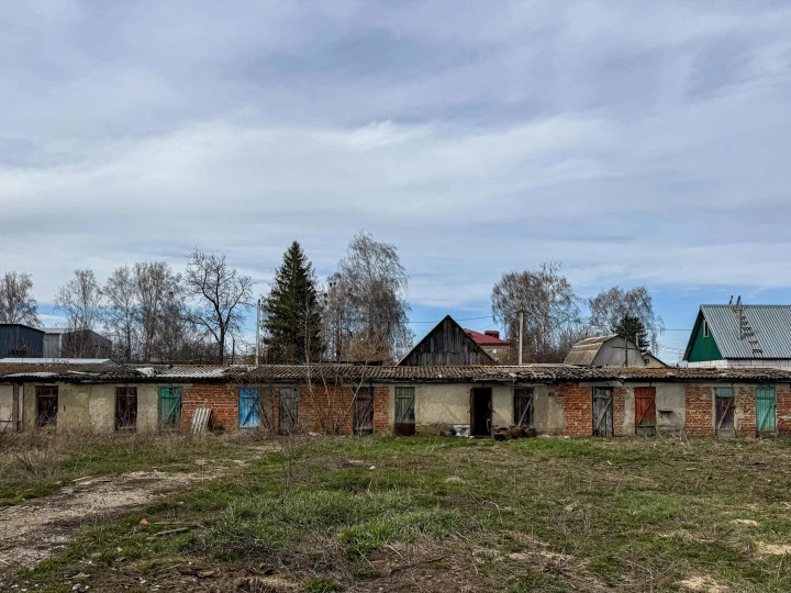 Нежилое помещение (Сарай) в п. Кромы Орловской области.