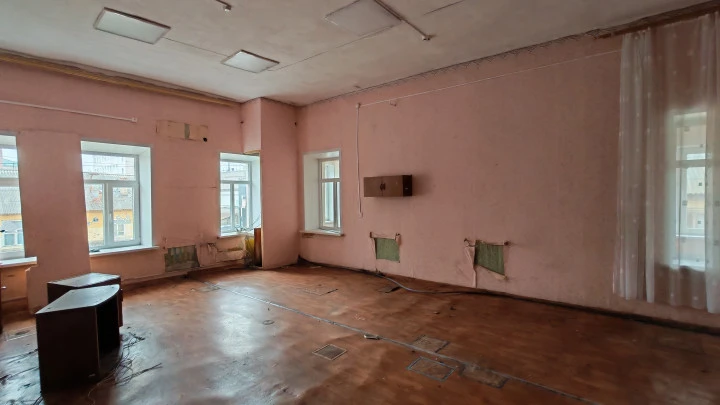 Нежилое помещение, общей площадью 209,5 кв. м.