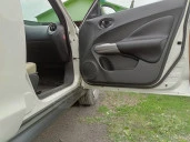 Автомобили легковые Nissan Juke  2012 года выпуска