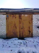 Здание 430,8 кв.м с земельным участком 1186 кв.м, гаражный бокс в ГК "Символ": Ярославская область, м. о. Ярославский, рп. Лесная Поляна, дом 11