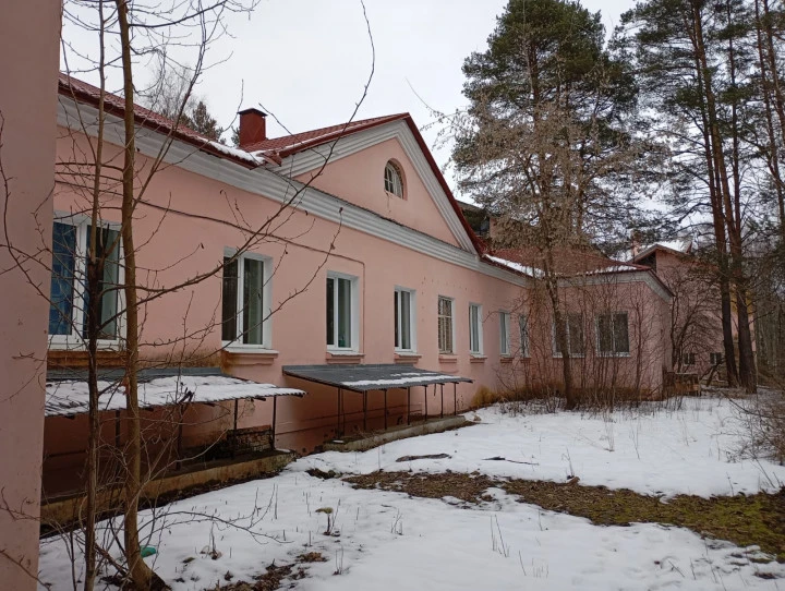 Имущество, находящееся в собственности Ярославской области, расположенное по адресу: Ярославская область, Некоузский район, п. Борок с земельным участком
