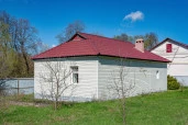Здание и земельный участок в с. Турчаново Липецкой области.