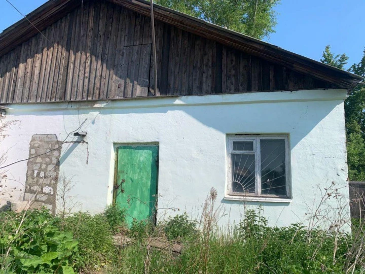 Здание склада - 459,6 кв. м, сЗУ 1362 +/- 3 кв. м, адрес: Свердловская обл., г. Серов, ул. Лесозаводская, д. 34, стр. 17,