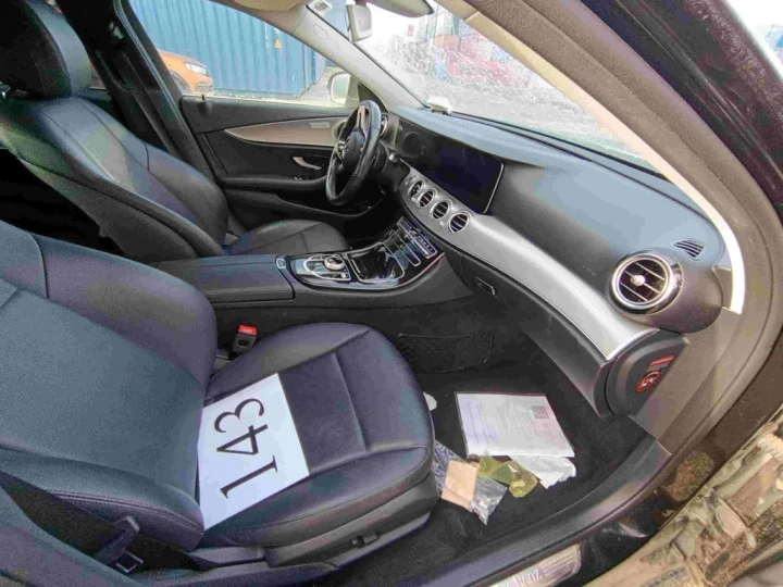 Автомобиль Mercedes-Benz E200 4MATIC, 2020