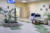 Административное здание банка, площадь 9130 кв. м, кадастровый номер 86:11:0102011:43, а также земельный участок площадь 9135 кв. м, з, кадастровый номер 86:11:0101008:81.