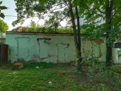 Здание 276,8 кв.м с участком под реконструкцию