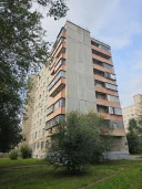 Жилое помещение (комната) - 12 кв. м, кадастровый номер 74:36:0113003:3130, 1-й этаж.Адрес: Челябинская обл., г. Челябинск, ул. 50-летия ВЛКСМ, д. 8А, кв. 2, комната 1/2.