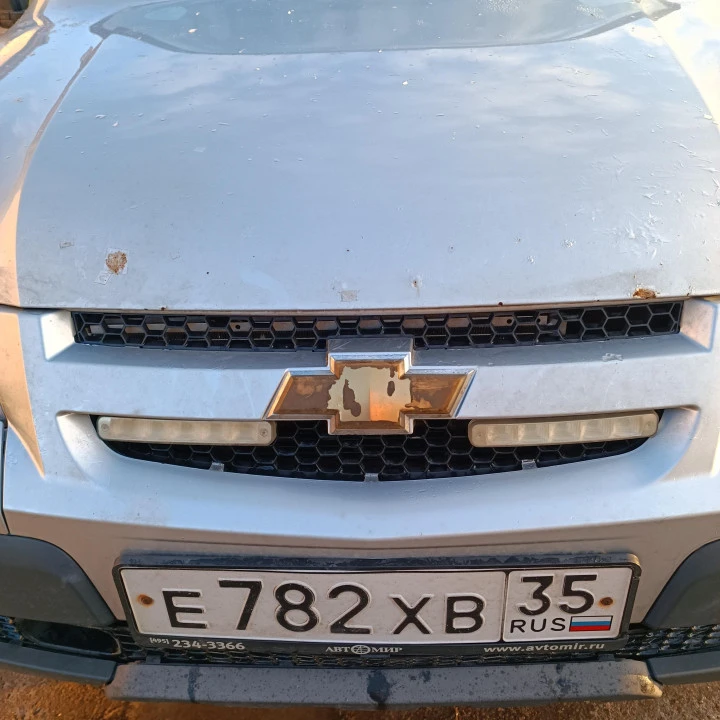 Автомобиль легковой CHEVROLET NIVA