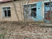1) Земельный участок площадь 22 575 +/- 107 кв.м., кад.№: 48:14:1560105:12; 2) Здание 912,9 кв. м.; 3) Здание 116,4 кв. м.; 4) Сооружение 25,6 кв. м. по адресу: Липецкая обл, р-н Становлянский, с. Семенек, ул. Юрикова, д. 23