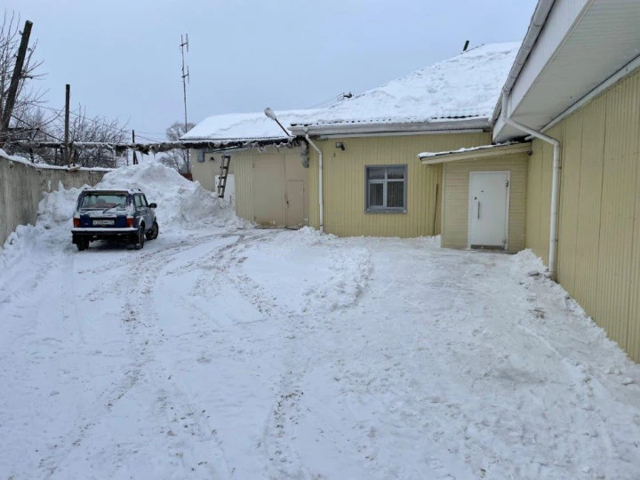 Право аренды нежилого помещения, общей площадью 129 кв.м по адресу: Костромская область, г. Мантурово, ул. 2-я Первомайская, д. 2б, помещение 4.