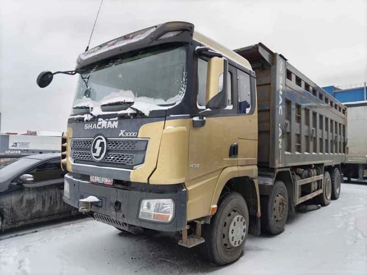 Специализированный, автомобиль - самосвал SHACMAN SX33186V366, 2022, Идентификационный номер: LZGJX4V60NX011432, принадлежащий Продавцу на праве собственности, что подтверждается Договором купли-продажи № ОВ/Ф-87172-08-01-С-01 от 23.06.2022 г.