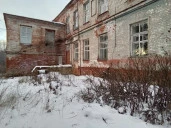 Здание 1319 кв.м и земельный участок 2173 кв.м, расположенные по адресу: Российская Федерация, Московская область, городской округ Чехов, поселок Мещерское, улица Дубравная, строение 15м