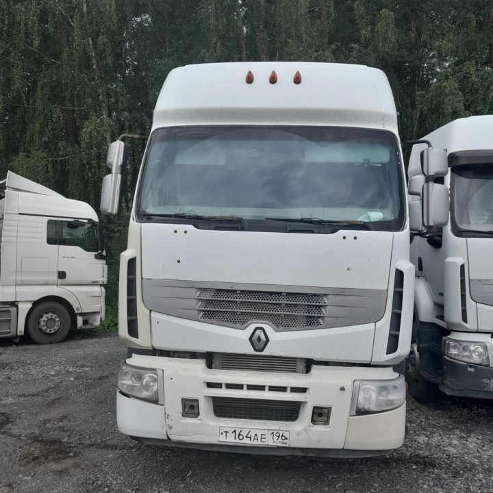 Грузовой тягач седельный Renault Premium 440.26Т, 2012, Идентификационный номер: X9P25KPA000002785, принадлежащий Продавцу на праве собственности, что подтверждается Договором купли-продажи № 3033-РБ/09(Т) от 19.09.2023.