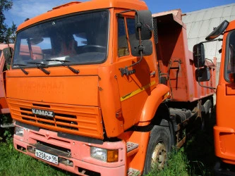 Грузовой самосвал КАМАЗ-6520-61