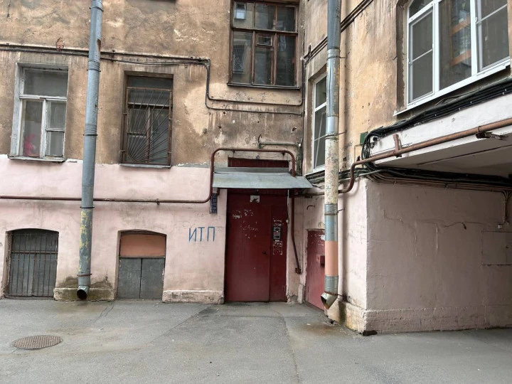 Нежилое помещение 100,6 кв.м. у ст.м. "Владимирская"
