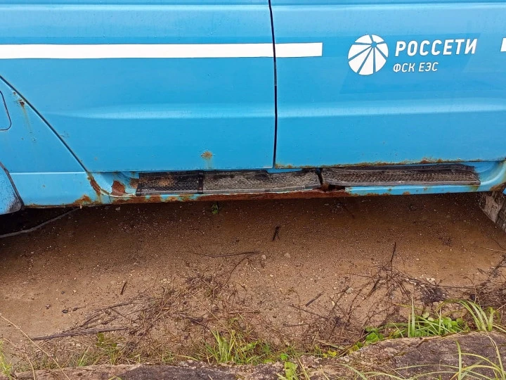 Автомобиль UAZ PICKUP