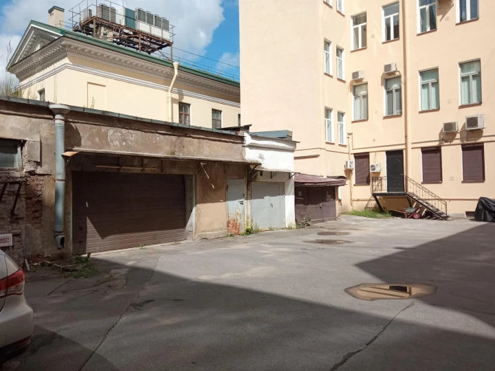 Нежилое помещение 79,5 кв.м у ст.м. "Чернышевская"