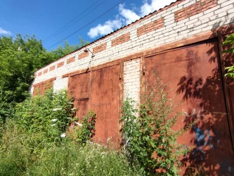 Имущественный комплекс в Курской области, Фатежский р-н, с. Верхний Любаж, ул. Первомайская, д. 34