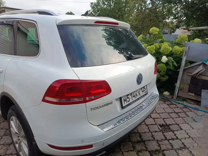 Автомобиль легковые Volkswagen Touareg 2014 года выпуска