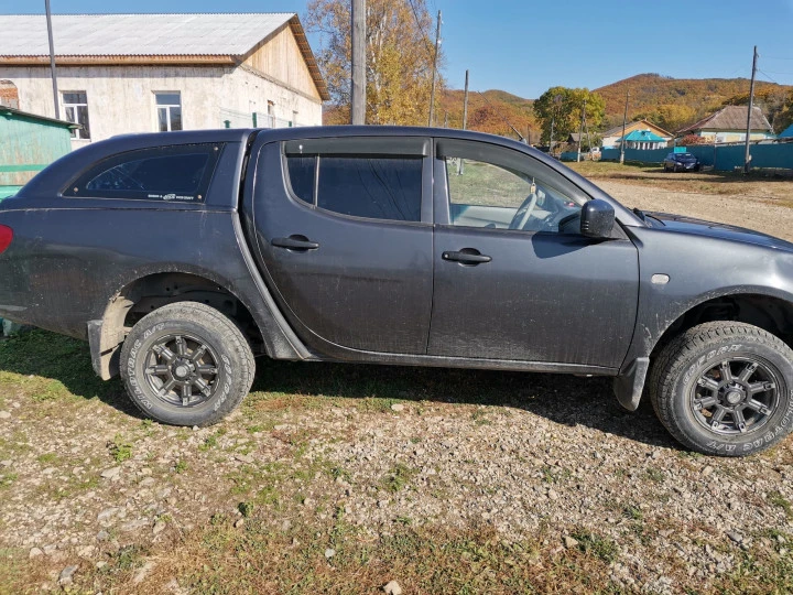Mitsubishi L200 2.5