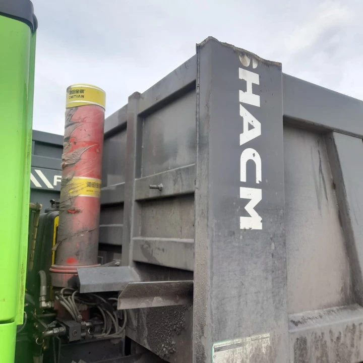 Специализированный, автомобиль - самосвал SHACMAN SX331863366, 2023, Идентификационный номер: LZGJX4Z68PX041971, принадлежащий Продавцу на праве собственности, что подтверждается Договором купли-продажи № ОВ/Ф-125246-09-01-С-01 от 23.08.2023 г.