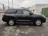 Автомобиль LEXUS LX570