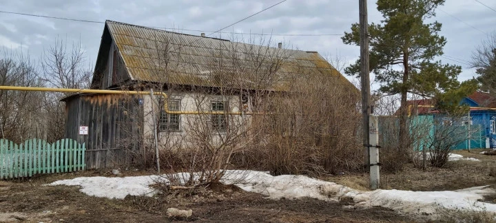 Аукцион по продаже земельного участка площадью 245 кв. м и нежилого здания  площадью 71,2 кв. м, расположенных по адресу: Оренбургская область, Тюльганский район, с. Разномойка, ул. Советская, дом № 43.