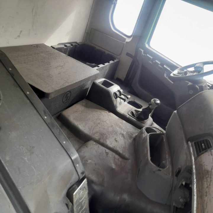 Специализированный, автомобиль - самосвал SHACMAN SX331863366, 2023, Идентификационный номер: LZGJX4Z63PX041974, принадлежащий Продавцу на праве собственности, что подтверждается Договором купли-продажи № ОВ/Ф-125246-06-01-С-01 от 23.08.2023 г.
