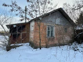 Здание 61,6 кв.м и земельный участок в Курской области, с. Зуевка