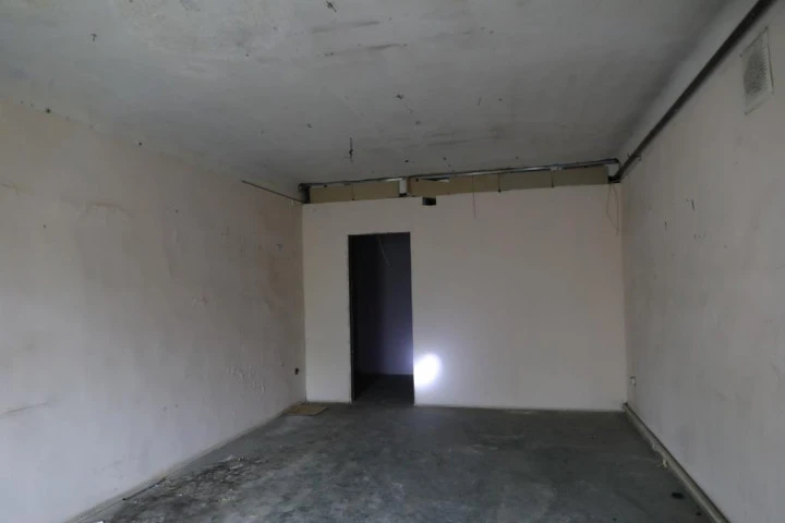 Право аренды помещения площадью 122,2 кв. м в Апраксином дворе.