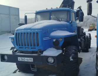Тягач седельный с краном-манипулятором на базе УРАЛ 4320