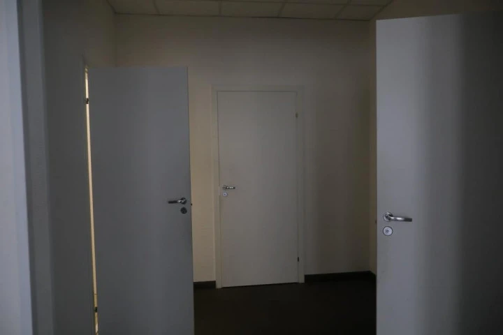 Право аренды помещения площадью 139,4 кв. м в Апраксином дворе.