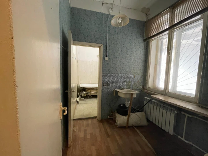 Помещение 27,5 кв.м у БКЗ Октябрьский