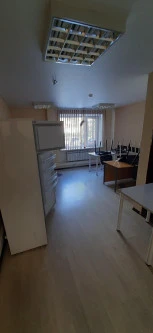 Продается нежилое помещение, общей площадью 168,5 кв. м,  Магаданская обл, пгт, Уптар, ул. Красноярская, дом 33