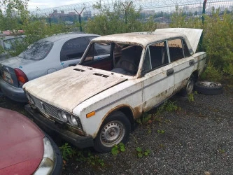 Транспортное средство  ВАЗ Год выпуска  н/д Цвет кузова - белый Государственный регистрационный знак   Р333УВ178 (VIN  н/д)