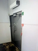 Доли 2800/12346 в праве собственности на нежилое помещение общей площадью 1 234,6 кв. м в г. Орехово-Зуево Московской области.