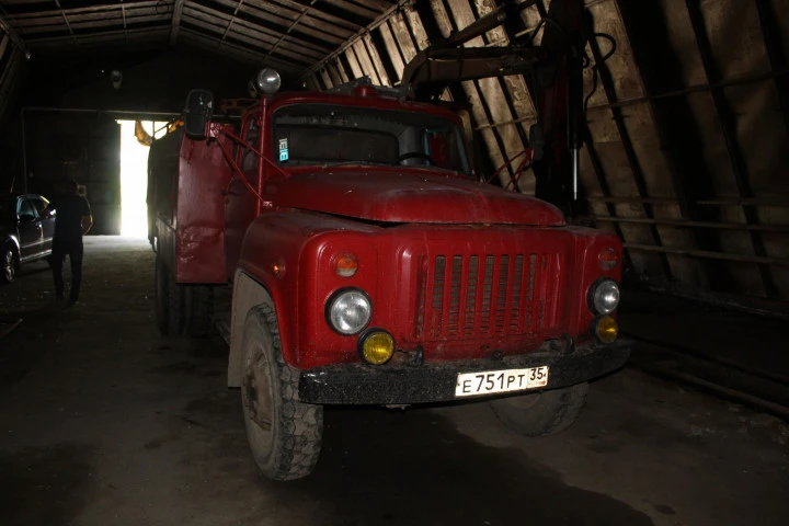 Автомобиль ГАЗ-5312 АЦ-30 106Г (идентификационный номер (VIN) XTH531200L1323010, год выпуска 1990, кузов №683)