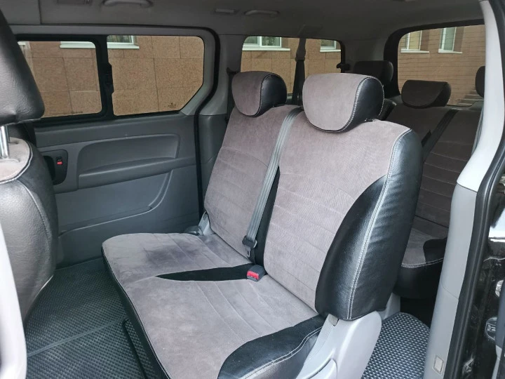 Автомобили легковые Hyundai H-1 2,5 АТ 2012 г.