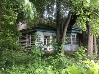 Здание 107,5 кв.м и земельный участок 813 кв.м, расположенные по адресу: Российская Федерация, Московская область, г.о. Одинцовский, с. Введенское, д. 136