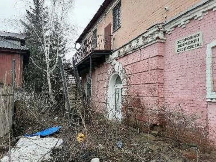 Здание ОКН, с земельным участоком. Адрес: Республика Башкортостан, г. Уфа, Кировский район, ул. Октябрьской Революции, 70/1
