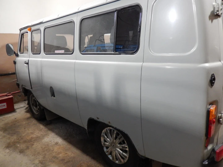 Автобус УАЗ 220695