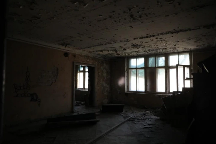 Право аренды помещения площадью 1051,2 кв. м в Апраксином дворе.