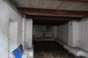 Право аренды помещения площадью 40 кв. м в Апраксином дворе.