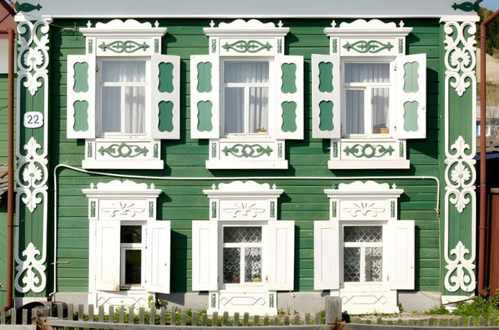 Здание общей площадью 81,8 кв. м с кадастровым номером 86:12:0103010:101 («Жилой дом» памятник истории и культуры)  расположенное  на земельном. участкеАдрес: г. Ханты-Мансийск, ул. Кирова, д. 22